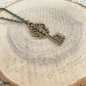 Key Pendant Necklace Bronze Vintage Style Skeleton Key
